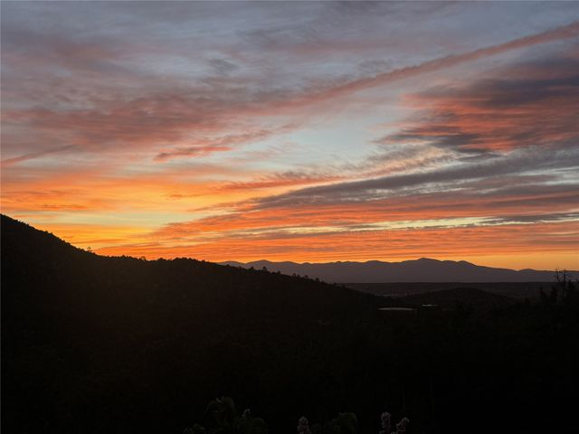 2220 Wilderness Meadow, Santa Fe, NM 87505