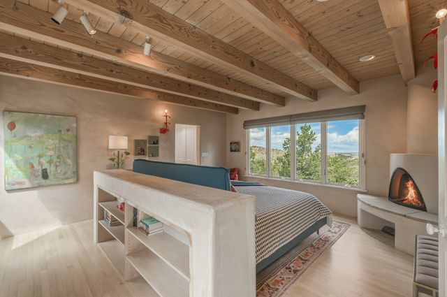 2220 Wilderness Meadow, Santa Fe, NM 87505