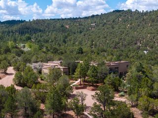 2220 Wilderness Meadow, Santa Fe, NM 87505