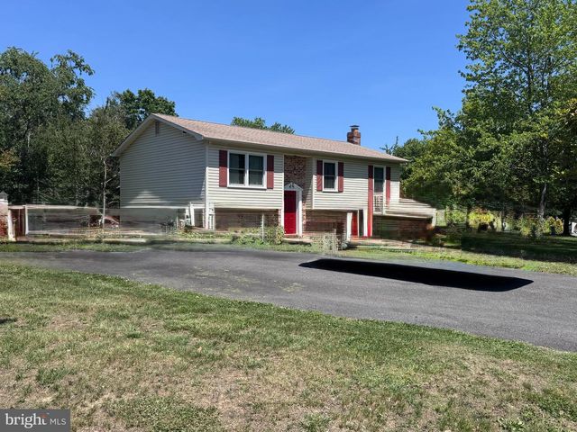 12208 WENDY LN, Waldorf, MD 20601