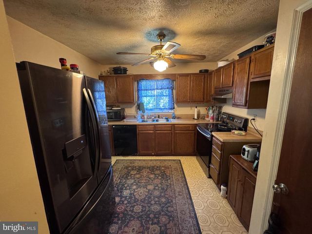 12208 WENDY LN, Waldorf, MD 20601