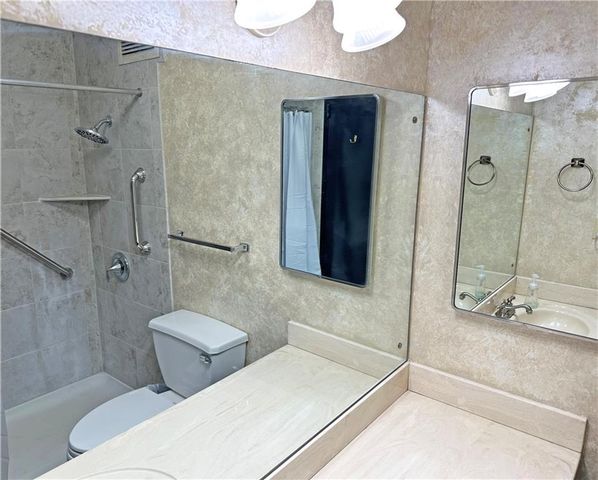 333 W Meyer Boulevard 1007, Kansas City, MO 64113