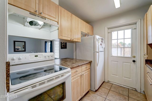 5438 W ROANOKE Avenue, Phoenix, AZ 85035