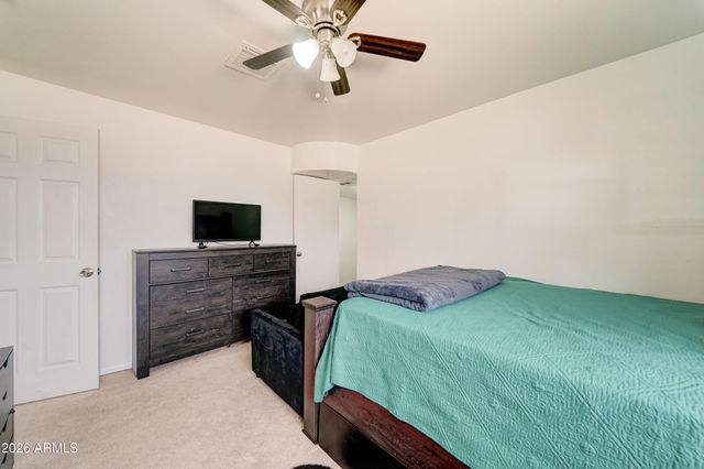 5438 W ROANOKE Avenue, Phoenix, AZ 85035