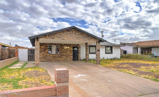 5438 W ROANOKE Avenue, Phoenix, AZ 85035