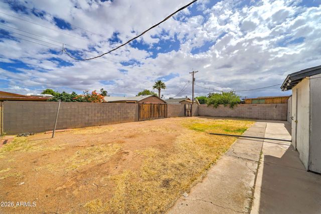 5438 W ROANOKE Avenue, Phoenix, AZ 85035