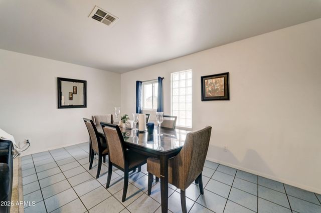 5438 W ROANOKE Avenue, Phoenix, AZ 85035