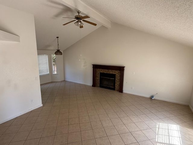 6366 N Forestiere Avenue, Fresno, CA 93722