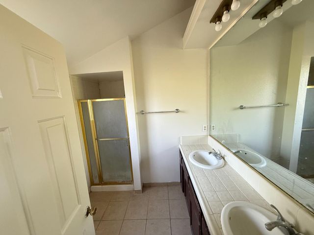6366 N Forestiere Avenue, Fresno, CA 93722