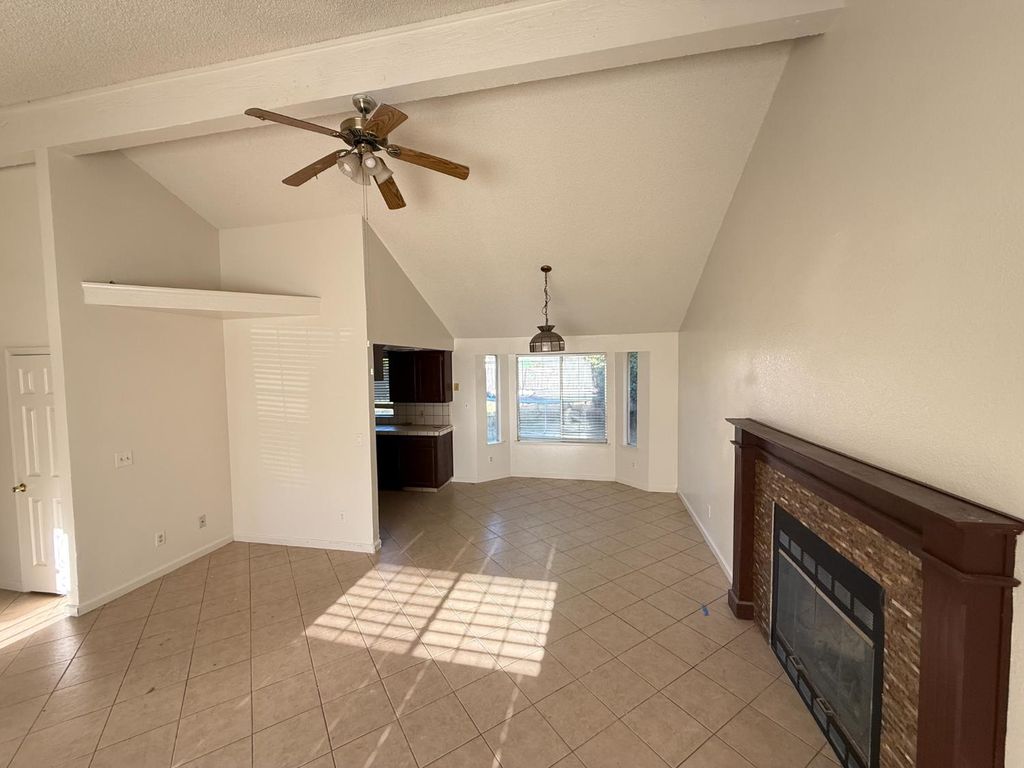 Image 1 of property listing at 6366 N Forestiere Avenue, Fresno, CA 93722