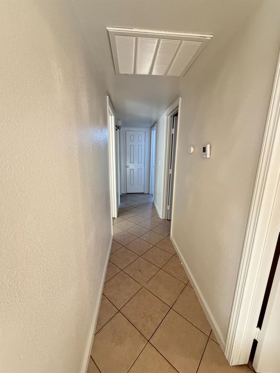 Image 10 of property listing at 6366 N Forestiere Avenue, Fresno, CA 93722