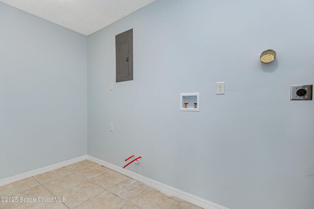 2356 Lakeview Drive, Melbourne, FL 32935