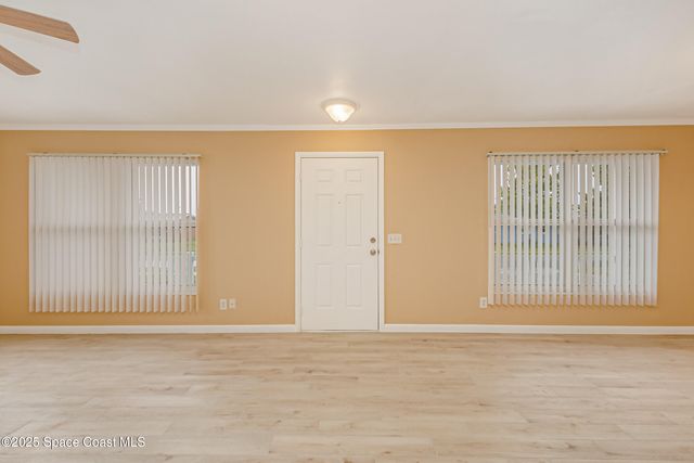 2356 Lakeview Drive, Melbourne, FL 32935