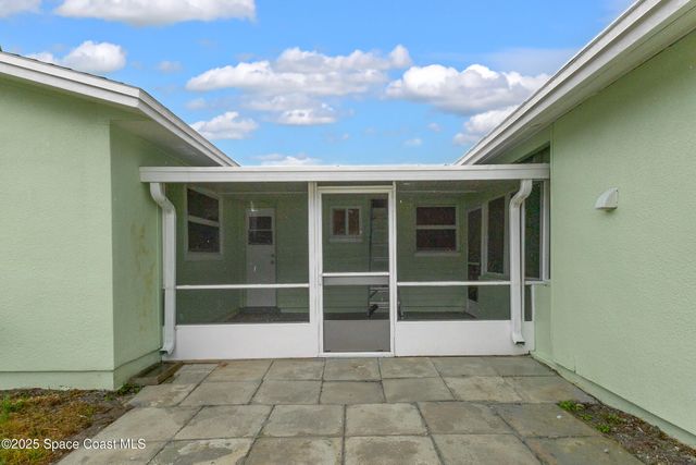 2356 Lakeview Drive, Melbourne, FL 32935