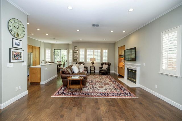 1709 Seven Falls, Modesto, CA 95355