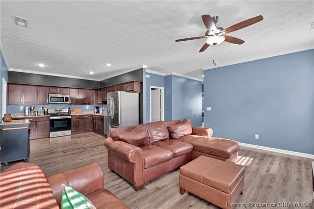 3915 Bird Song Way, Jeffersonville, IN 47130