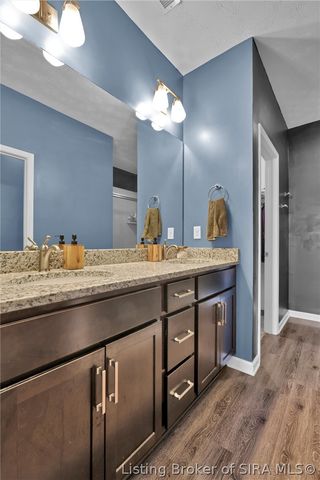 3915 Bird Song Way, Jeffersonville, IN 47130