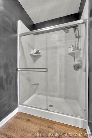 3915 Bird Song Way, Jeffersonville, IN 47130