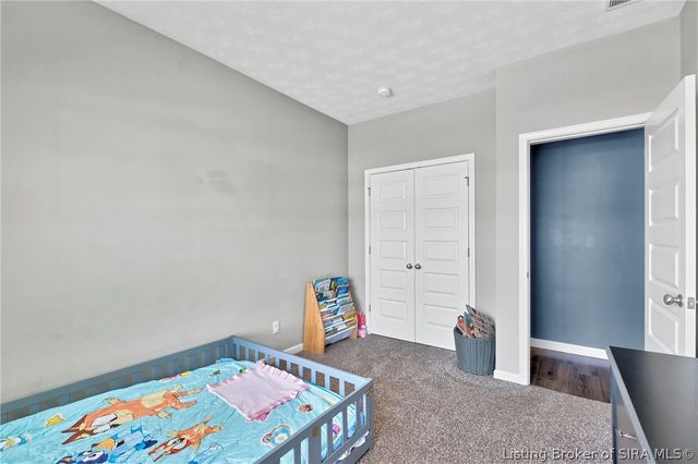 3915 Bird Song Way, Jeffersonville, IN 47130