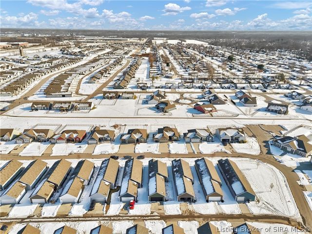 3915 Bird Song Way, Jeffersonville, IN 47130