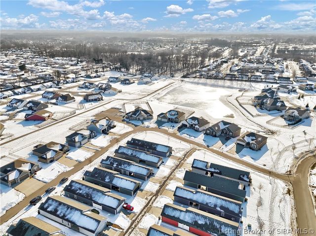 3915 Bird Song Way, Jeffersonville, IN 47130