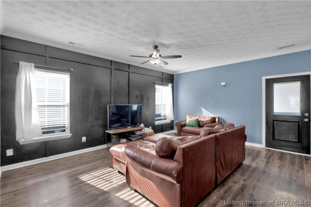 3915 Bird Song Way, Jeffersonville, IN 47130