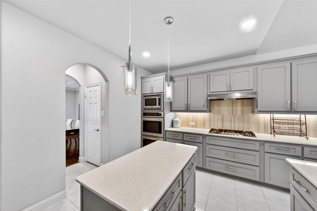 1301 Baynes Drive, Mckinney, TX 75071