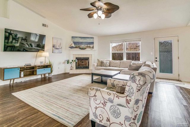 1473 Cacao Ln, Pensacola, FL 32507