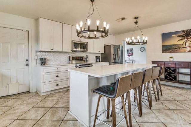 1473 Cacao Ln, Pensacola, FL 32507