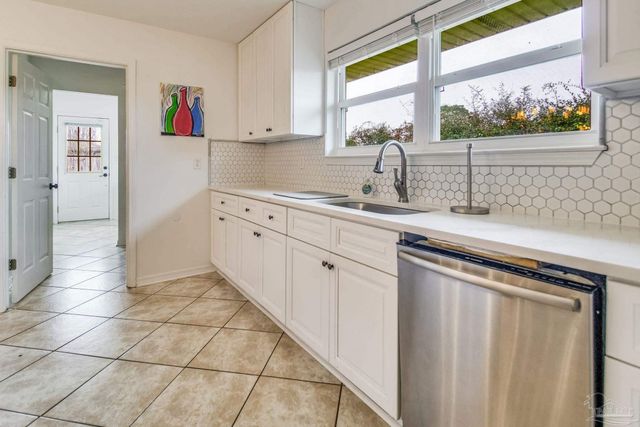 1473 Cacao Ln, Pensacola, FL 32507