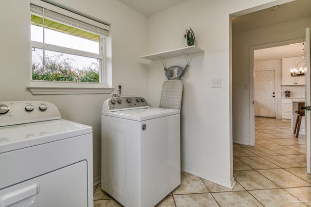 1473 Cacao Ln, Pensacola, FL 32507