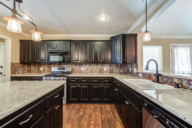 4901 Grinnell Street, Lubbock, TX 79416