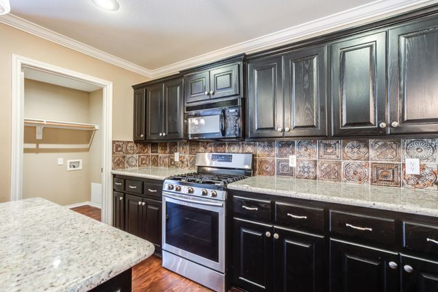 4901 Grinnell Street, Lubbock, TX 79416