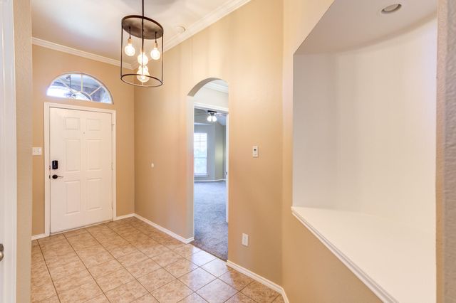 4901 Grinnell Street, Lubbock, TX 79416