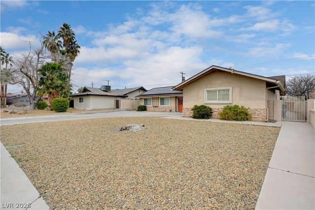 2704 West Oakey Boulevard, Las Vegas, NV 89102