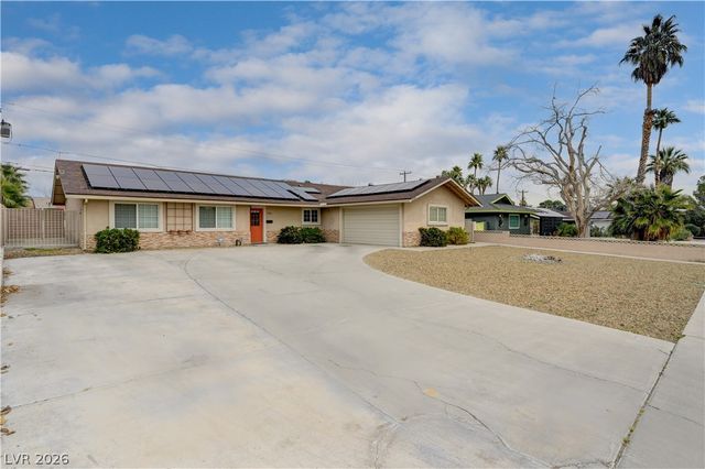 2704 West Oakey Boulevard, Las Vegas, NV 89102