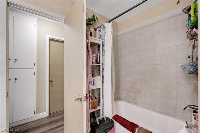 2704 West Oakey Boulevard, Las Vegas, NV 89102