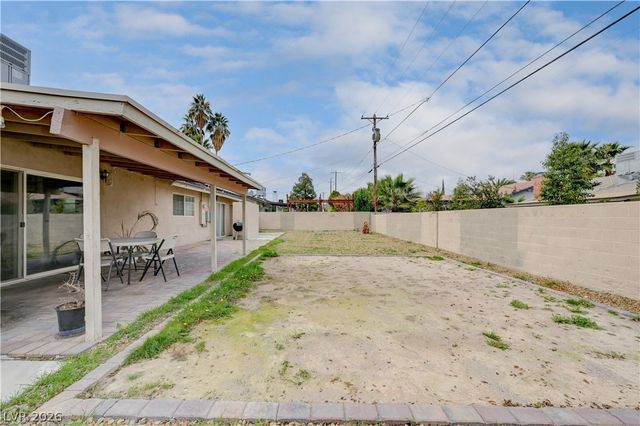 2704 West Oakey Boulevard, Las Vegas, NV 89102