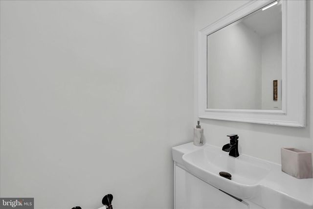 1015 E WALNUT ST, Lancaster, PA 17602