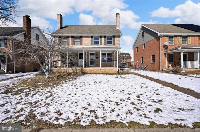 1015 E WALNUT ST, Lancaster, PA 17602