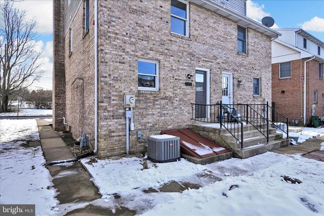 1015 E WALNUT ST, Lancaster, PA 17602