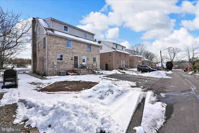 1015 E WALNUT ST, Lancaster, PA 17602