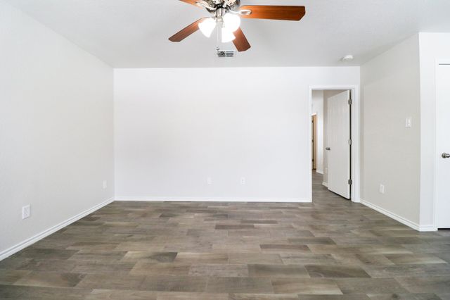 8919 Valley River Drive, Fort Worth, TX 76244