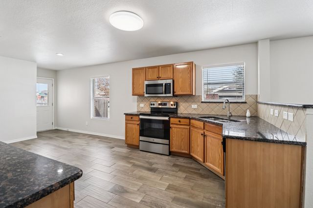 8919 Valley River Drive, Fort Worth, TX 76244