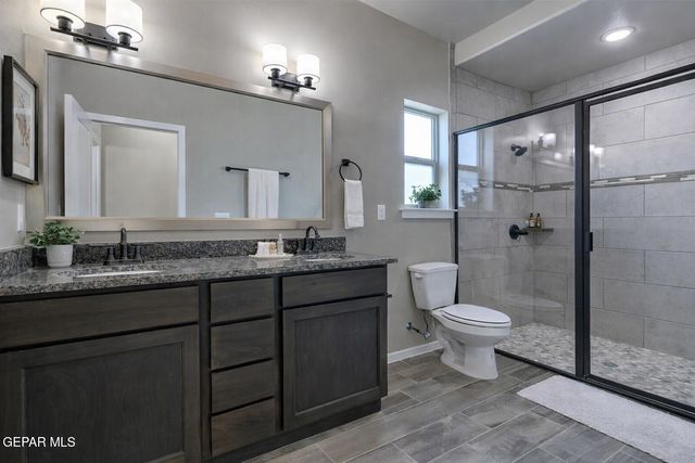 901 Desert Verbena, Socorro, TX 79927