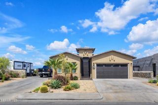 901 Desert Verbena, Socorro, TX 79927