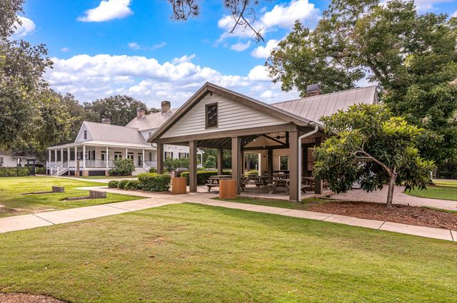 6002 Wild Azalea Road, Summerville, SC 29483