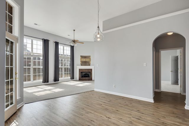 8245 SAWYER MILL CV, Bartlett, TN 38002