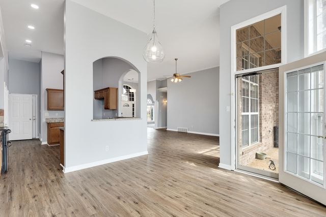 8245 SAWYER MILL CV, Bartlett, TN 38002