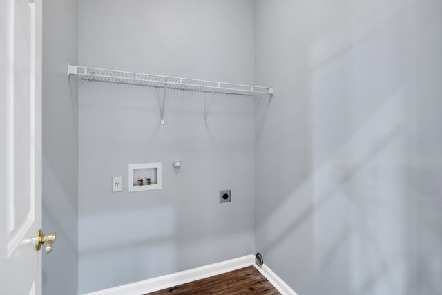 8245 SAWYER MILL CV, Bartlett, TN 38002